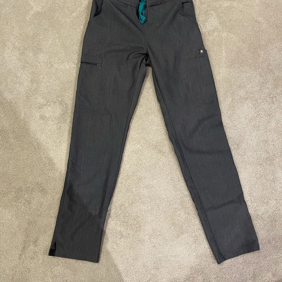 Figs YOLA pants Regular XS in GRAPHITE - Picture 2 of 2
